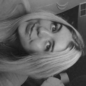 Meet your Posher, Ana